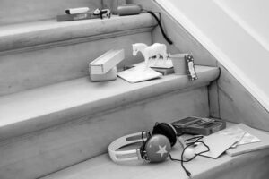 declutter_your_stair